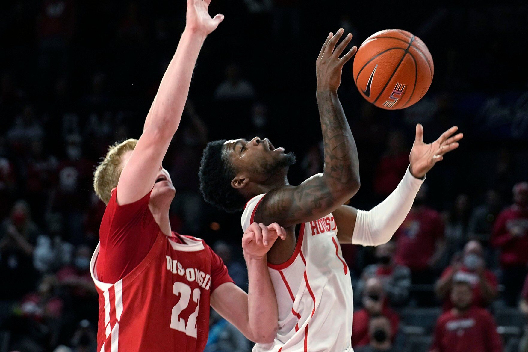 Wisconsin Houston Basketball